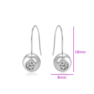 Eleganti auskari ar baltiem cirkoniem un rodija pārklājumu